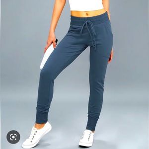 NWT Free People Movement joggers